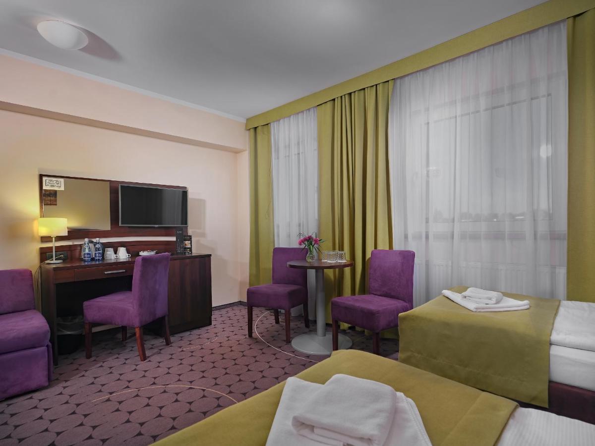 Aparthotel Lumen Cracovia Exterior foto